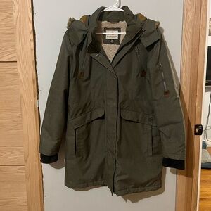 Legendary Whitetails Women’s Army Green Parka M